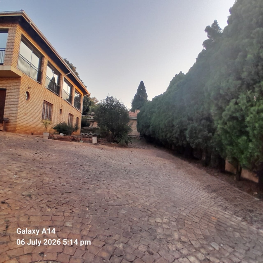 3 Bedroom Property for Sale in Safari Gardens North West
